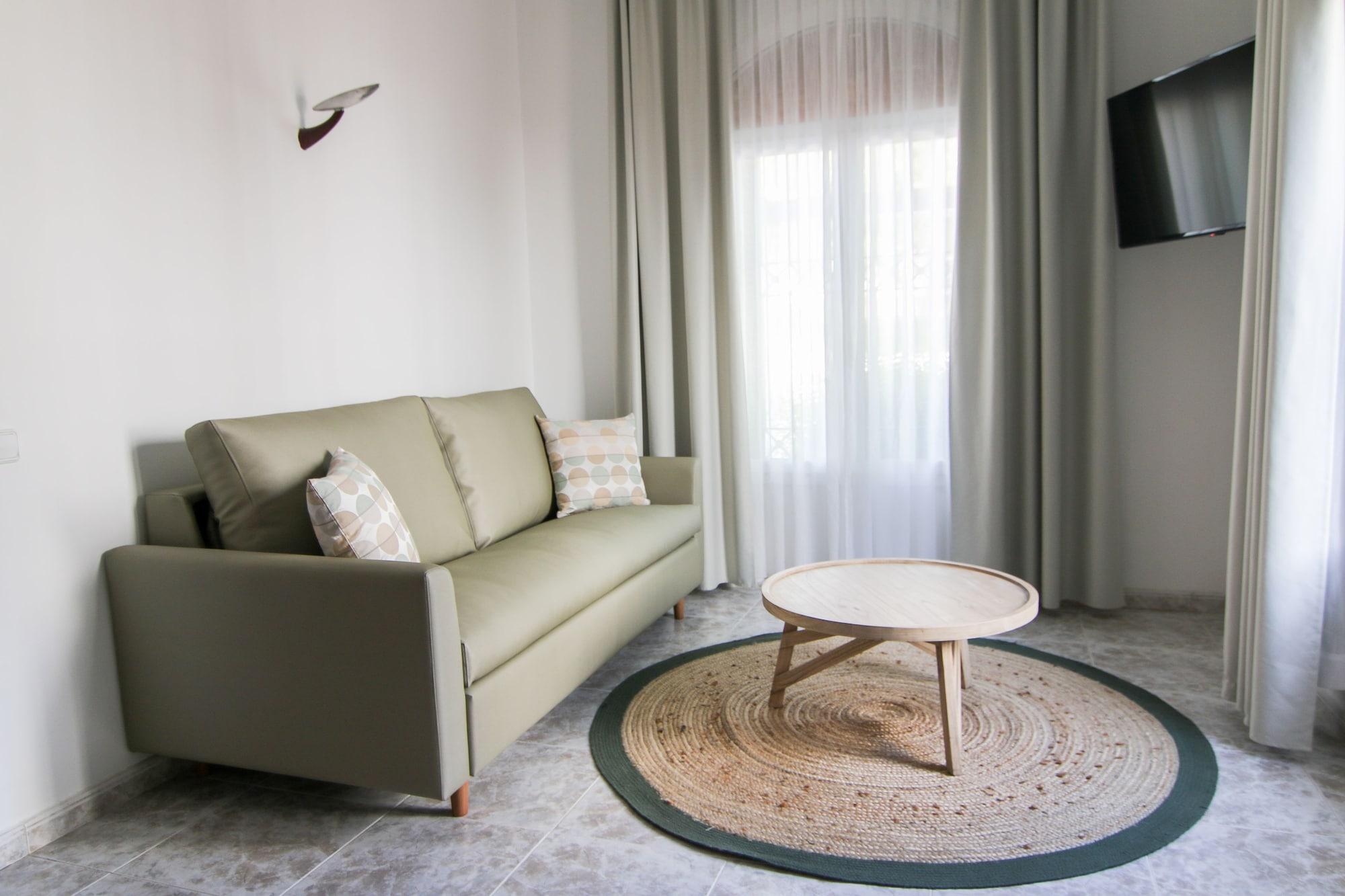 Hotel Capri Сіджас Екстер'єр фото